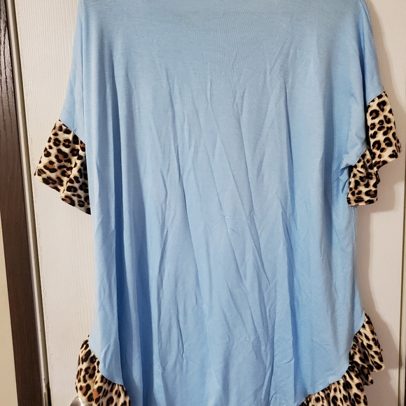 Leopard/Turquoise Top - Picture 3 of 4